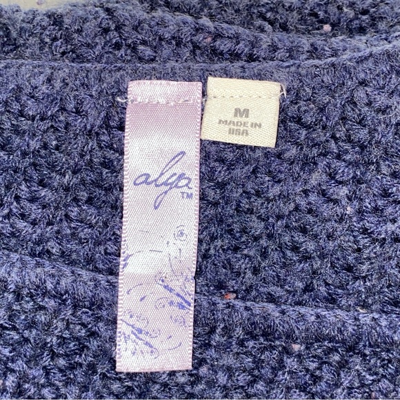 Francesca's Collections Deep Blue Crew Neck Sweater - Picture 7 of 8